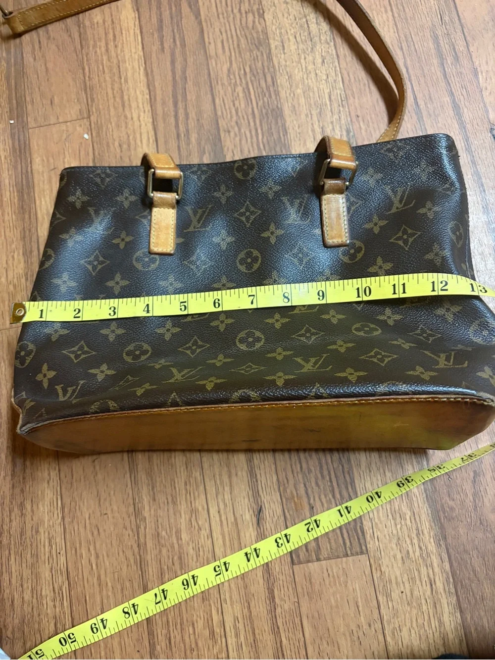 Louis Vuitton classic louis